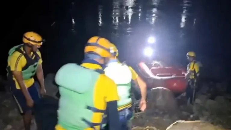 उत्तराखंड में फिर भीषण सड़क हादसा: 300 मीटर गहरी खाई में गिरी कार, चालक की दर्दनाक मौत