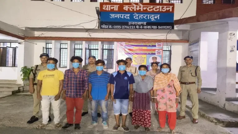 देहरादून और हरिद्वार में अवैध रूप से रह रहे बांग्लादेशी नागरिक गिरफ्तार, फर्जी दस्तावेज बरामद