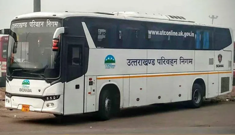 देहरादून- परिवहन सचिव ने रोडवेज़ बसों की टिकट व्यवस्था की जांच के दिए निर्देश