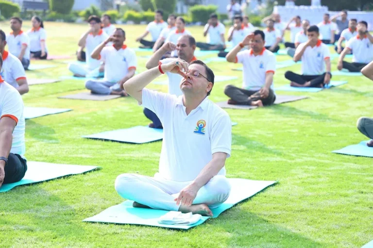 सीएम धामी का आह्वान: योग को बनाएं जीवन का अभिन्न हिस्सा, उत्तराखंड बनेगा योग-वेलनेस की वैश्विक राजधानी
