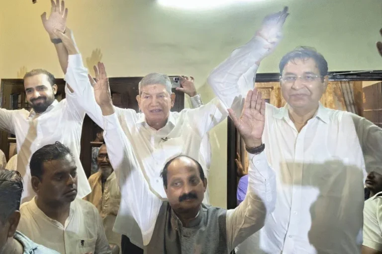 मलिन बस्तियों को लेकर कांग्रेस का सरकार पर हमला, कहा– भाजपा कर रही है उजाड़ने की साजिश