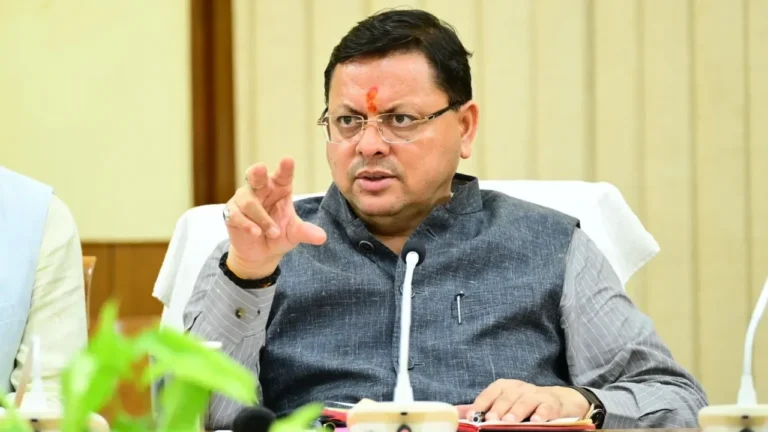 देहरादून: सपेरा बस्ती में नदी में बहे व्यक्ति की मौत के बाद ग्राउंड जीरो पर पहुंचे सीएम धामी | Operation Kalanemi