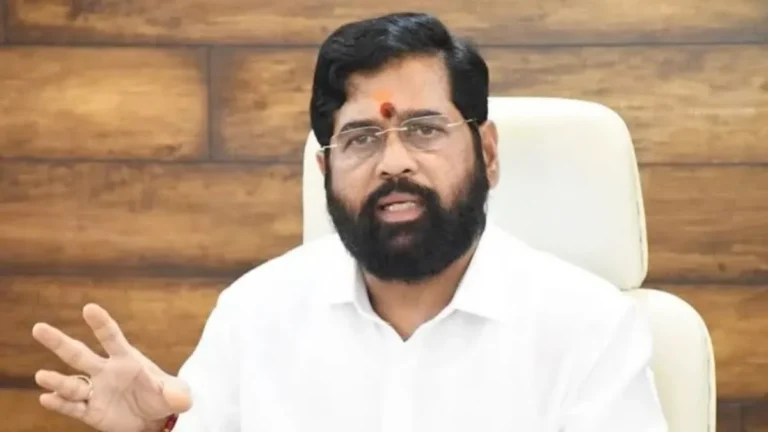एकनाथ शिंदे मानसून सत्र के बीच अचानक पहुंचे दिल्ली, विपक्ष ने उठाए सवाल