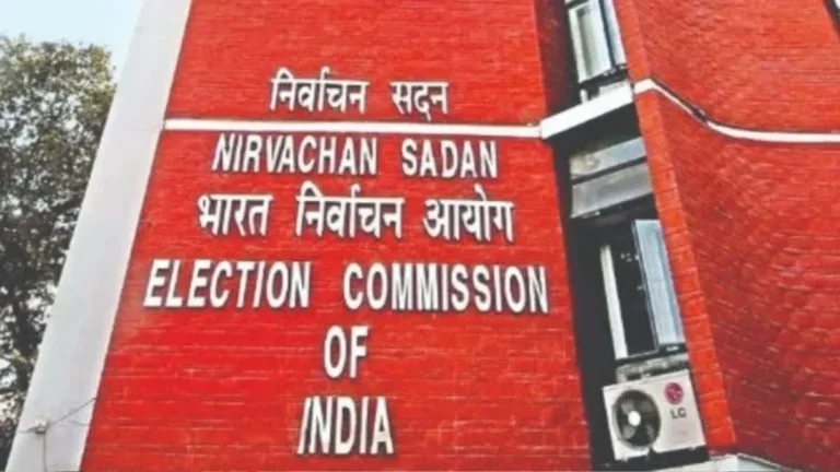 बिहार बना देश का पहला राज्य जहां हर बूथ पर 1,200 से कम वोटर, चुनाव आयोग ने जोड़े 12,817 नए मतदान केंद्र