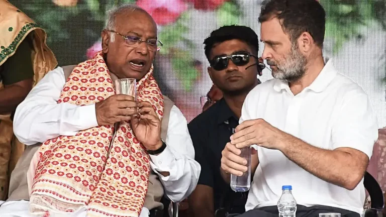 बिहार चुनाव 2025: कांग्रेस का बड़ा हमला — रोजगार, शिक्षा और स्वास्थ्य को लेकर NDA सरकार को घेरने की रणनीति तैयार