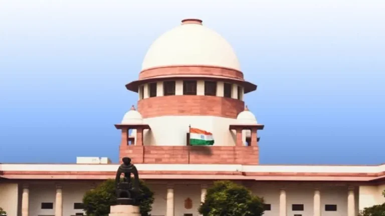 बिहार वोटर लिस्ट: आधार और वोटर ID को वैध दस्तावेज मानने पर विचार करे चुनाव आयोग – सुप्रीम कोर्ट