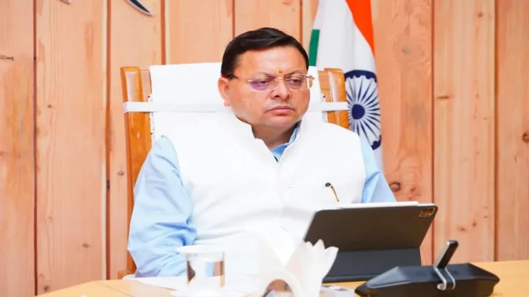 उत्तराखंड: आपदा जोन व नदी किनारे निर्माण पर पूरी तरह रोक, सीएम धामी ने दिए सख्त निर्देश