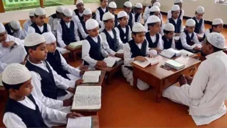 उत्तराखंड में मदरसा बोर्ड खत्म, नया अल्पसंख्यक शिक्षा विधेयक लागू होगा | Uttarakhand Madrasa Board Abolished