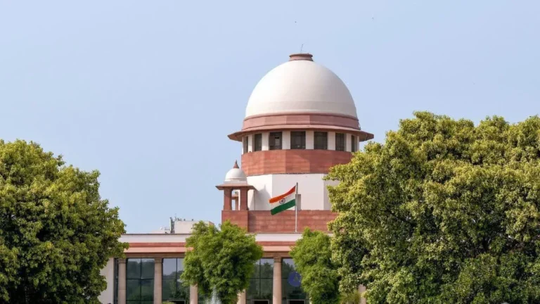 सुप्रीम कोर्ट का वक्फ कानून पर बड़ा फैसला, कुछ प्रावधानों पर लगी रोक