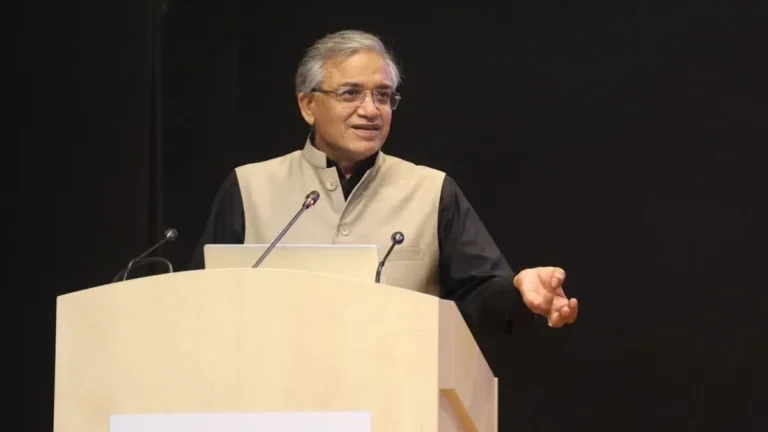 चुनाव आयोग कल 15 राज्यों में SIR की करेगा घोषणा, CEC ज्ञानेश कुमार की प्रेस कॉन्फ्रेंस आज शाम