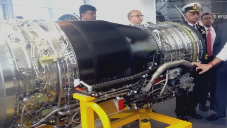 भारत-अमेरिका के बीच ऐतिहासिक रक्षा समझौता — HAL ने GE Aerospace से 113 जेट-इंजन के लिए $1 बिलियन का करार किया