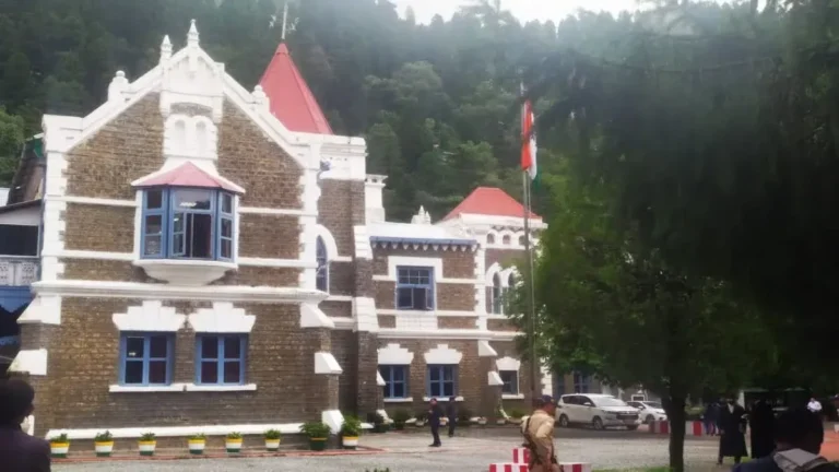 उत्तराखंड हाईकोर्ट का बड़ा फैसला: कैलाशानंद ट्रस्ट की सभी संपत्तियों का रिसीवर बना BKTC