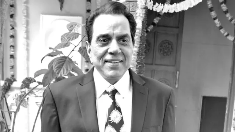 दिग्गज अभिनेता धर्मेंद्र का 89 वर्ष की उम्र में निधन, विले पार्ले में हुआ अंतिम संस्कार