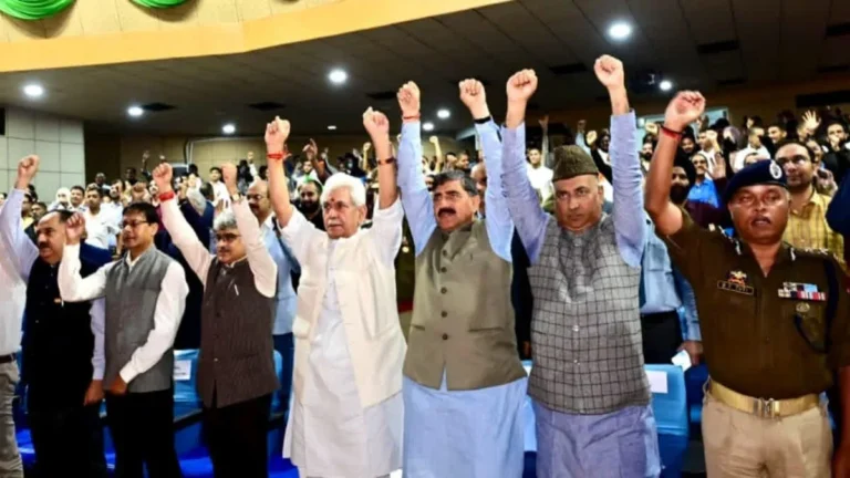 जम्मू में ‘वंदे मातरम’ कार्यक्रम पर मुस्लिम संगठनों की नाराजगी, उमर अब्दुल्ला ने दी सफाई