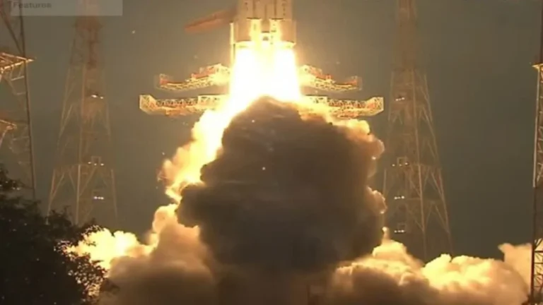 इसरो ने लॉन्च किया भारत का सबसे भारी सैटेलाइट, दुश्मन की हर हरकत पर रहेगी नजर