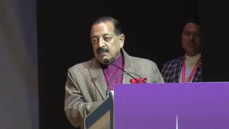 आपदाएं ‘मैन-मेड डिजास्टर’, अवैध खनन पर केंद्रीय मंत्री की सख्त टिप्पणी – बोले, ‘ये न भूलें कि किसी दिन हमारा अपना परिवार भी उसी पुल से गुजरेगा’