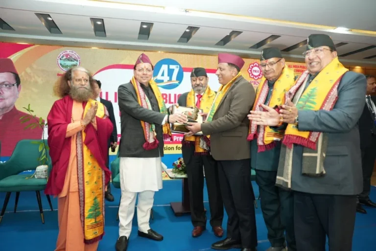 सुशासन में उत्कृष्टता के लिए बंशीधर तिवारी को राष्ट्रीय सम्मान, मुख्यमंत्री धामी ने किया सम्मानित