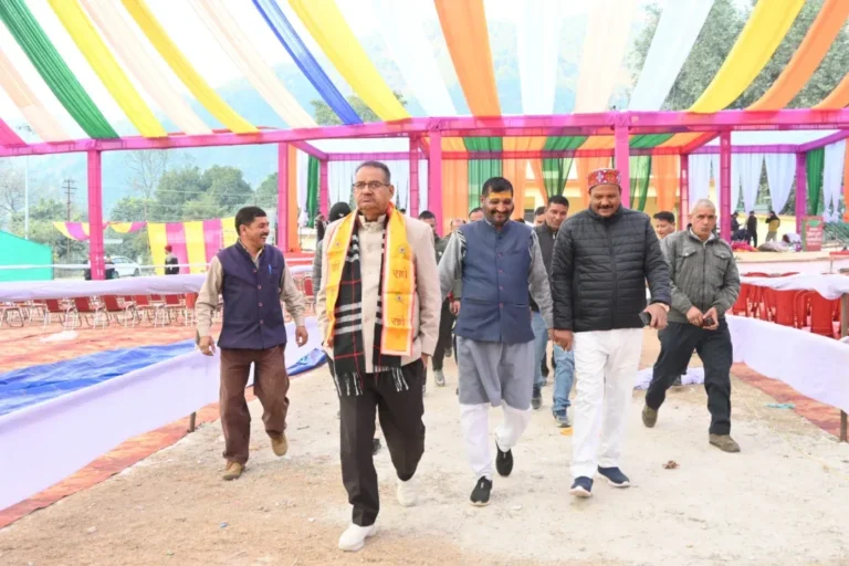 किसान दिवस 2025 का कृषि मंत्री गणेश जोशी ने गौचर में कार्यक्रम स्थल का किया निरीक्षण