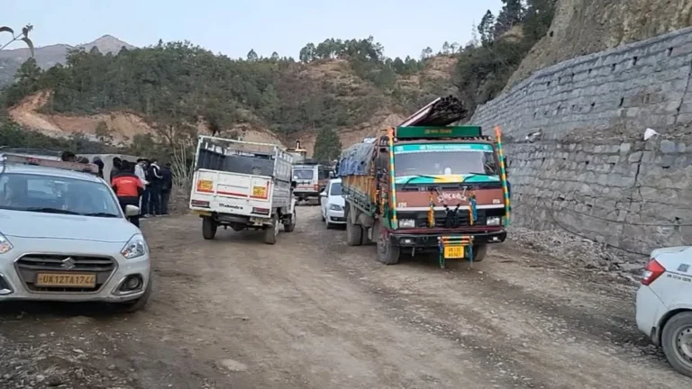 पौड़ी के लिए अहम सूचना: 2 से 5 फरवरी तक रात में बंद रहेगा गुमखाल–सतपुली नेशनल हाईवे, जानिए वजह