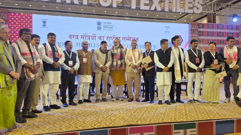 राष्ट्रीय वस्त्र सम्मेलन में कृषि मंत्री गणेश जोशी ने मुख्यमंत्री पुष्कर सिंह धामी के प्रतिनिधि के रूप में किया प्रतिभाग