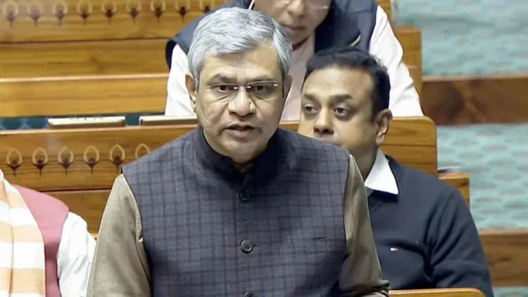 देश को मिलेंगी 260 नई वंदे भारत स्लीपर ट्रेनें, रेल मंत्री अश्विनी वैष्णव ने संसद में दी जानकारी