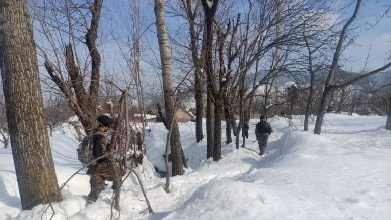 Jammu and Kashmir: किश्तवाड़ में सुरक्षाबलों की बड़ी कार्रवाई, दो आतंकी मारे गए