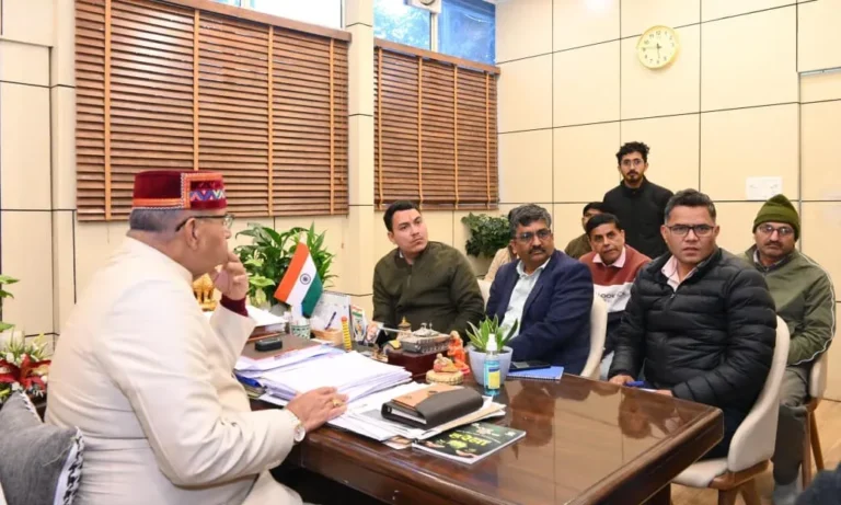 मसूरी विधानसभा क्षेत्र के विकास कार्यों की मंत्री गणेश जोशी ने की समीक्षा, विस्थापन संबंधी विसंगतियां शीघ्र दूर करने के दिए निर्देश