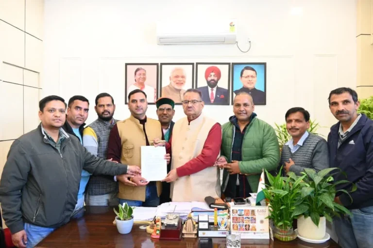 उपनल कर्मचारी महासंघ ने सैनिक कल्याण मंत्री गणेश जोशी का उपनल कर्मियों को समान कार्य–समान वेतन के जिओ जारी होने पर जताया आभार