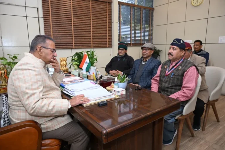 लैन्सडाउन विधानसभा में मुख्यमंत्री द्वारा की गई घोषणाओं पर शासनादेश जारी, मंत्री जोशी ने जताया मुख्यमंत्री का आभार