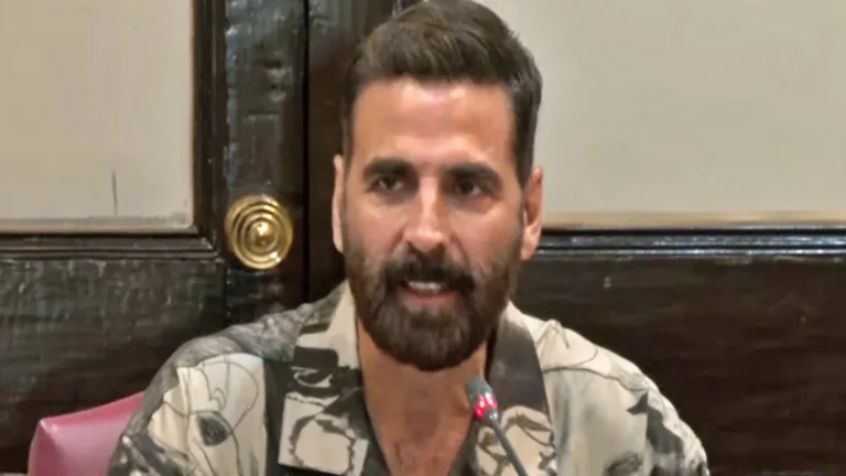 ‘मेरा बेटा महीने के 4500 रु कमाता है, बॉलीवुड में आने का कोई शौक नहीं’ — अक्षय कुमार का बड़ा खुलासा