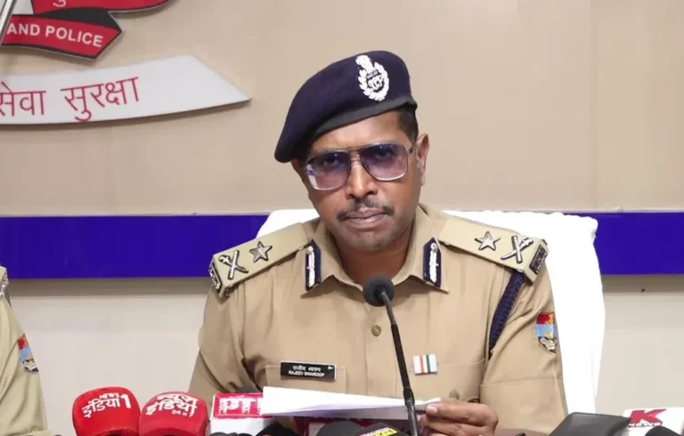देहरादून में 17 साल बाद एनकाउंटर: 50 हजार का इनामी बदमाश ढेर, सीने पर गोली खाकर भी ठेकेदार ने पुलिस को बुलाया; मुठभेड़ में थाना प्रभारी भी घायल