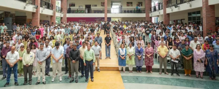 ग्राफिक एरा में शहीद लेफ्टिनेंट बीरेश्वर को श्रद्धांजलि