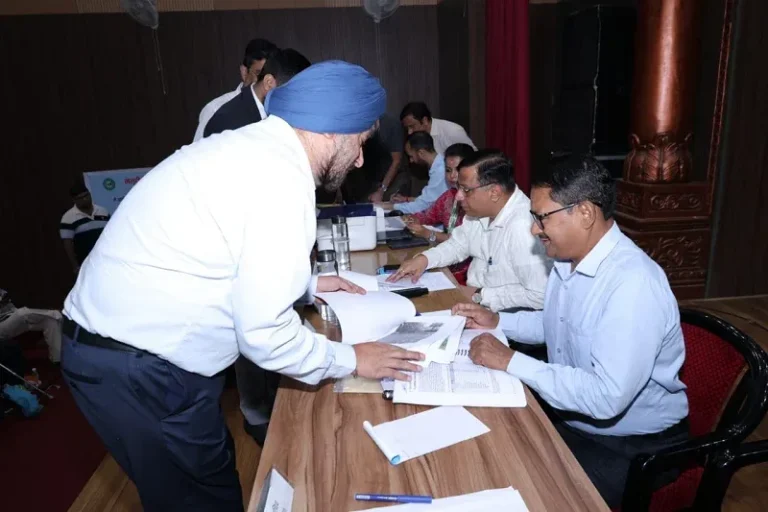 देहरादून महायोजना-2041 पर बढ़ी जनभागीदारी, सेक्टर-04 की जनसुनवाई में उमड़े नागरिक