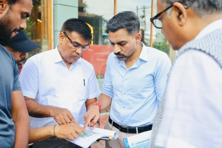 देहरादून- सीमाद्वार में 14.25 करोड़ की नाला पुनर्निर्माण परियोजना का डीएम ने किया निरीक्षण